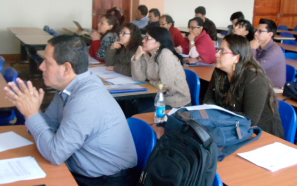 Docentes de la Facultad de Ciencias Psicológicas analizaron sobre Vinculación con la Sociedad