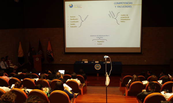 Se discuten normativas para una gestión ambiental adecuada