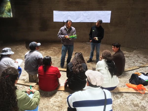 Investigadores de la Universidad Central socializaron el proyecto intent en comunidades ecuatorianas y estadounidenses